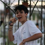 Diplomata al liceo classico musicale e iscritta all'università Saint Louis, offro ripetizioni di inglese!